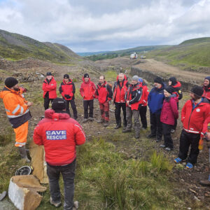 Rock splitting briefing.